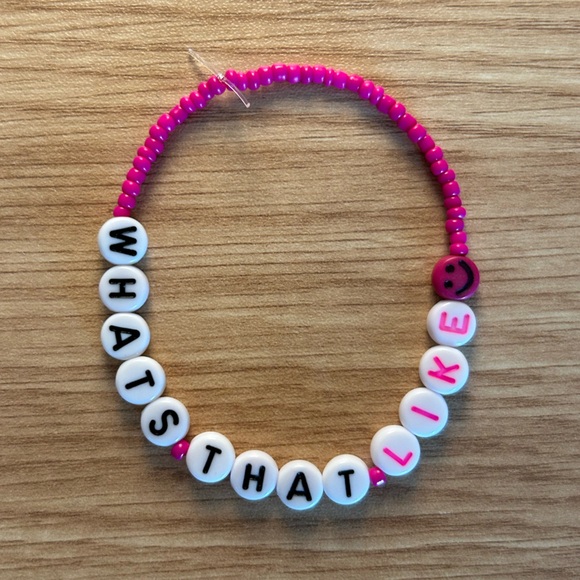 The man bracelet Taylor swift “what’s that like” - Picture 1 of 1